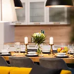 Centrum Pstrossova Apartamento *