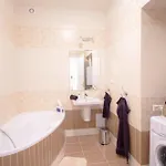 سنتروم بستروسوفا شقة *