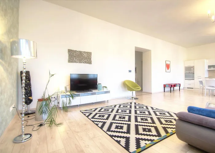 Apartment Centrum Pstrossova