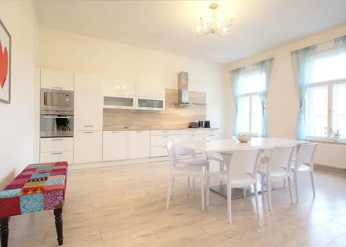 Apartment Centrum Pstrossova *