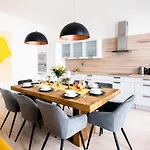 Apartment Centrum Pstrossova *