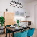 Apartment Centrum Pstrossova *