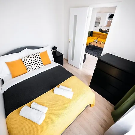 Centrum Pstrossova Apartamento