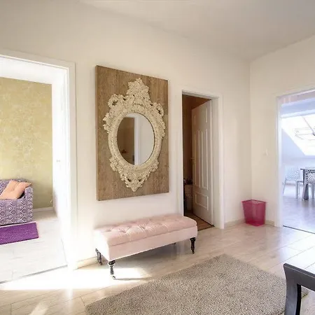 Centrum Pstrossova Apartament